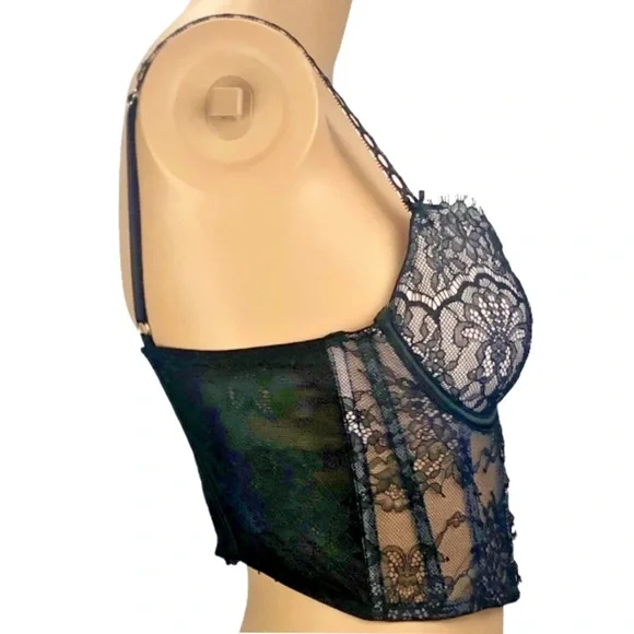 Victoria's Secret Dream Angels Heritage Ribbon Slot lightly-lined corset bra top